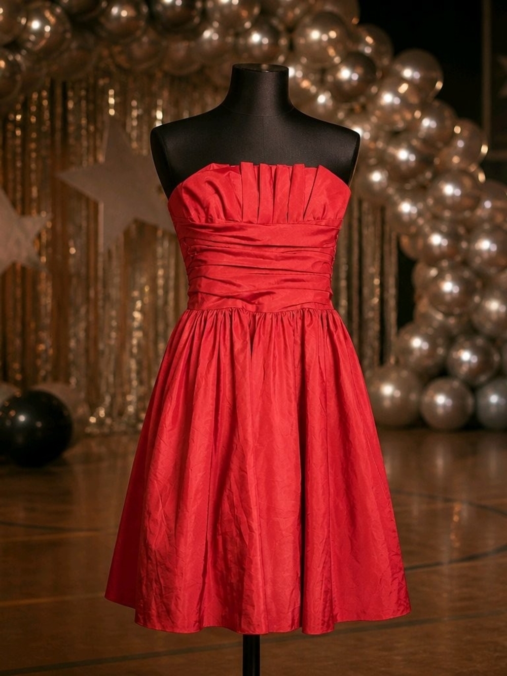 Betsy & Adam Strapless Red Pleated Bodice Cocktail Dress
